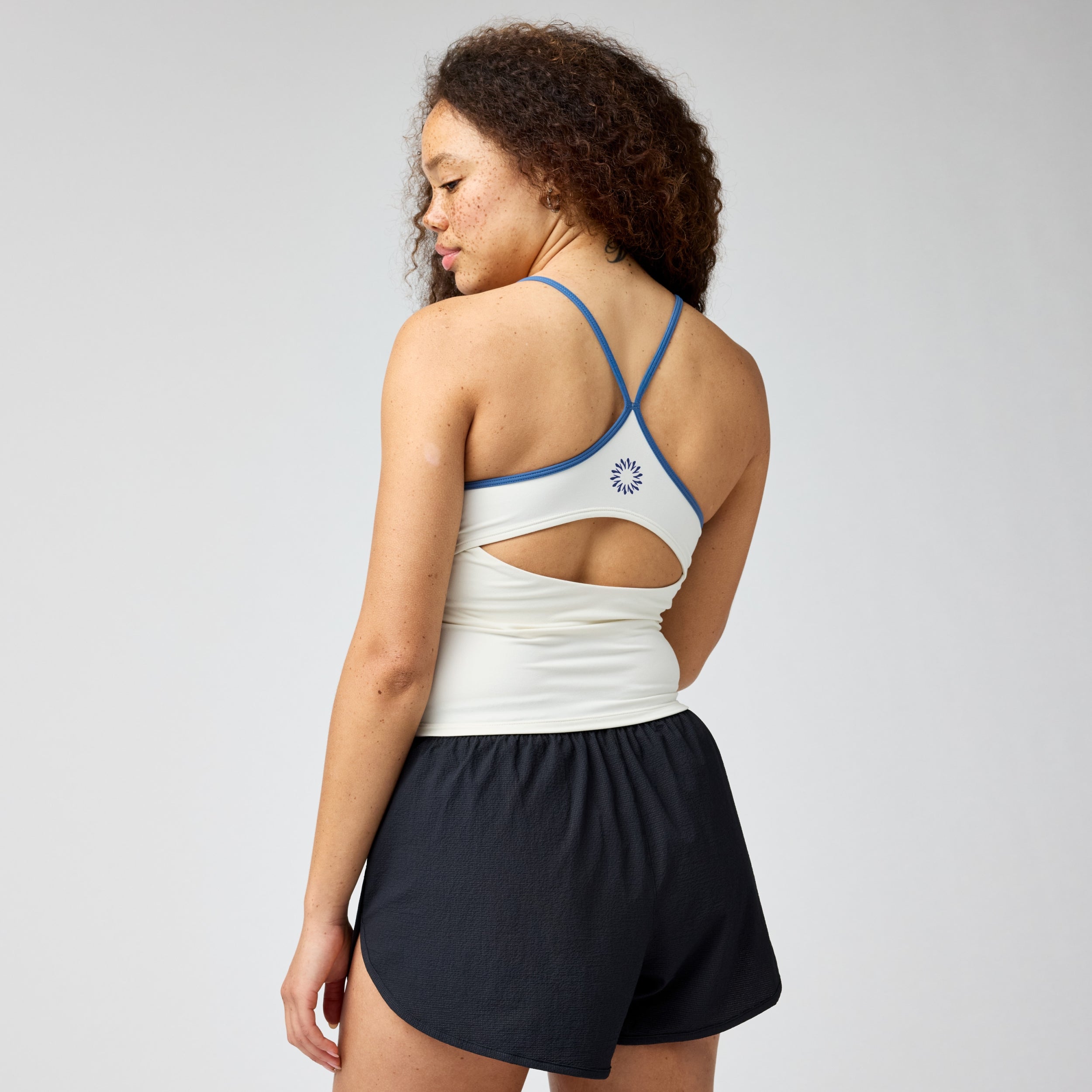BROOKS Movement Built-In Bra Tank Laufshirts BROOKS
