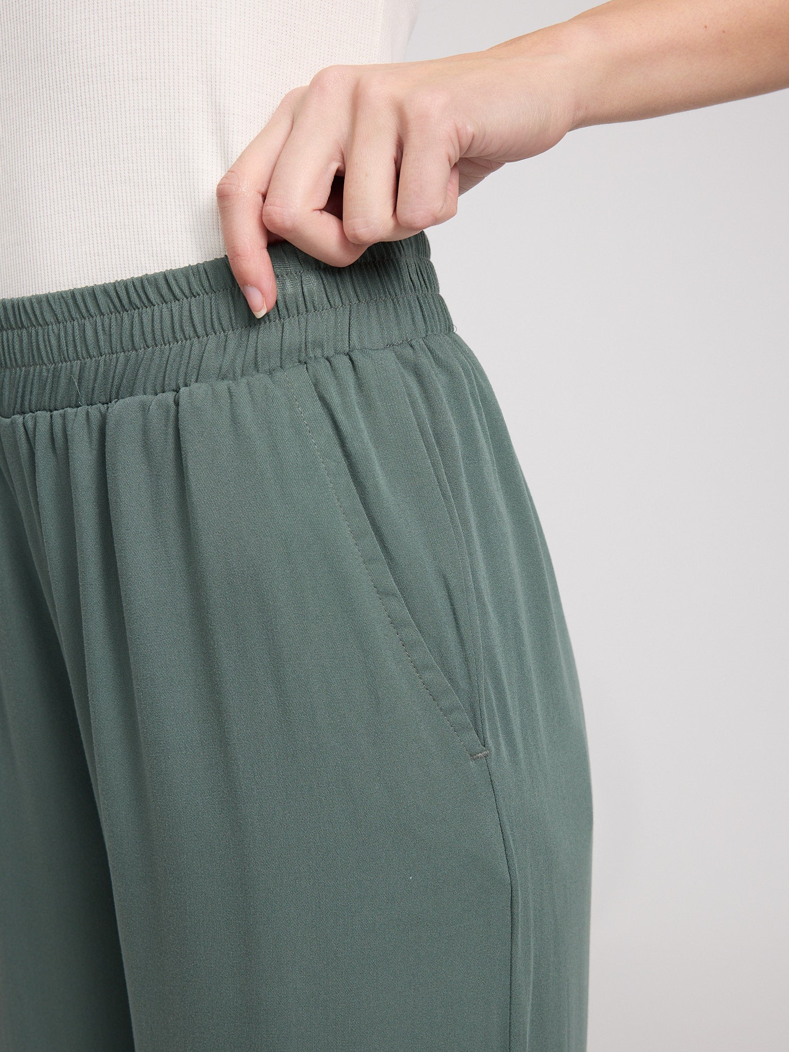 MAZINE Wide Leg Viscose Pants Freizeithosen MAZINE