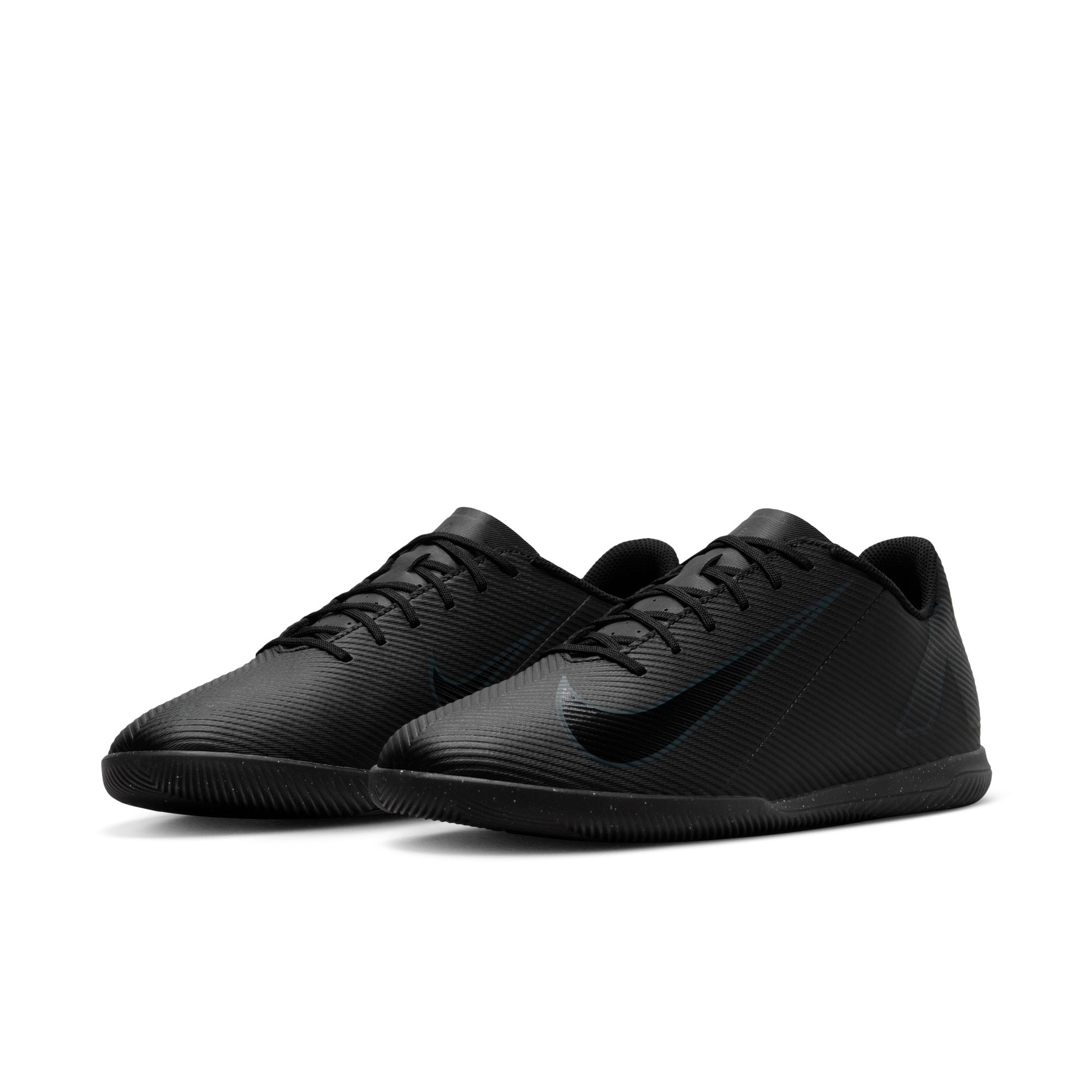 NIKE VAPOR 16 CLUB IC Hartplatz NIKE