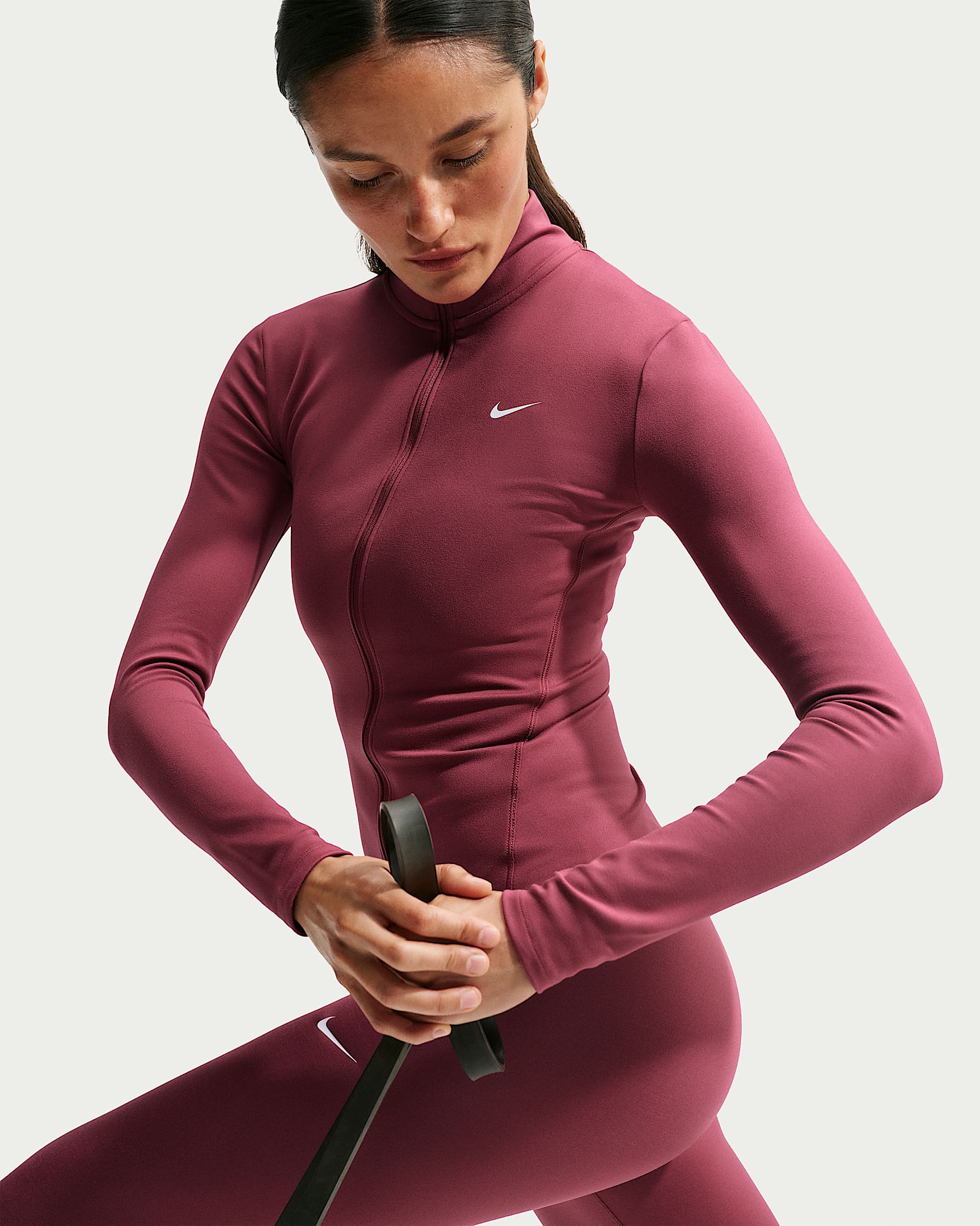 NIKE W NK ONE DF FZ FITTED JKT Trainingsjacken NIKE