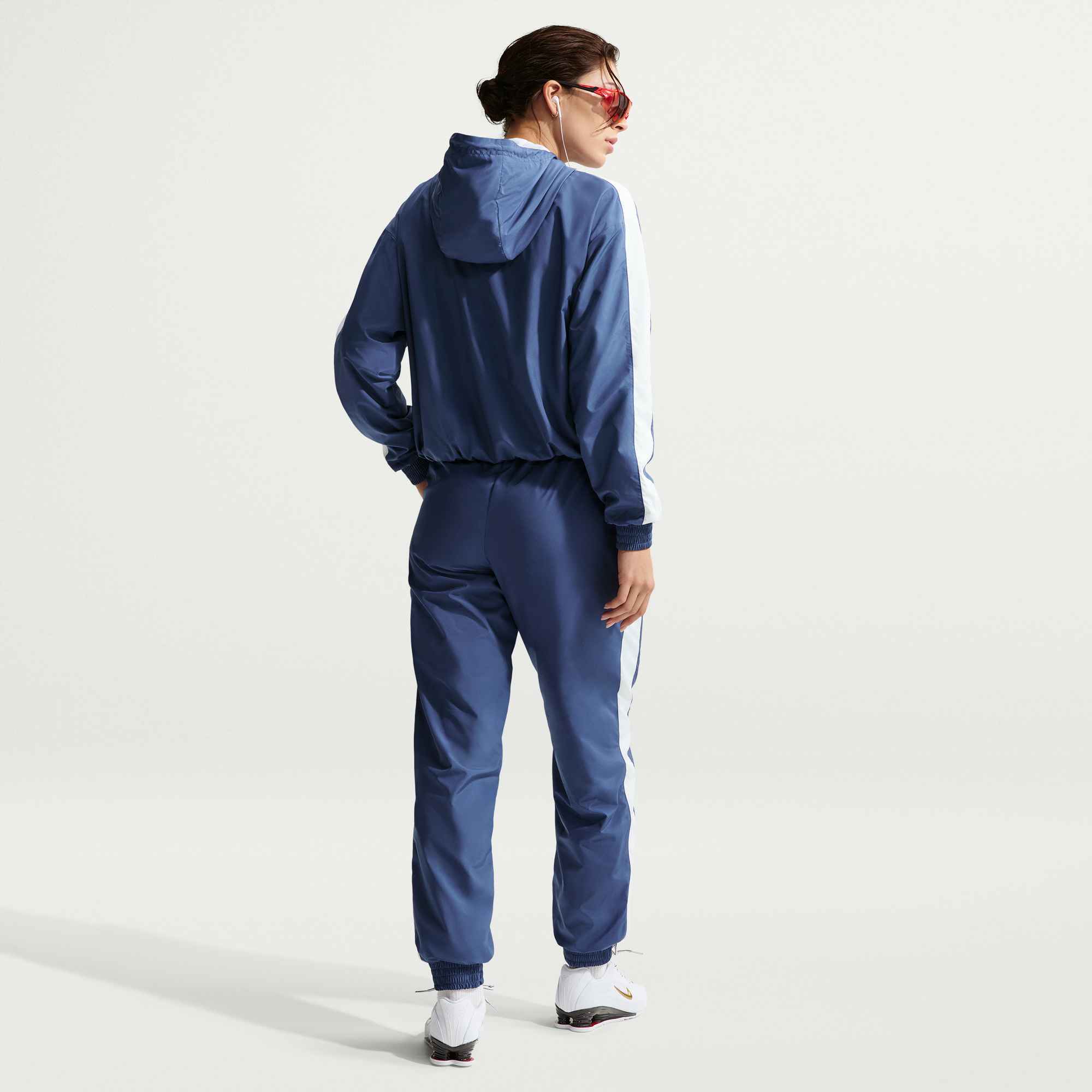 NIKE W NSW OTG UV ESSNTL WVN MR JG Trainingshosen & Jogginghosen NIKE
