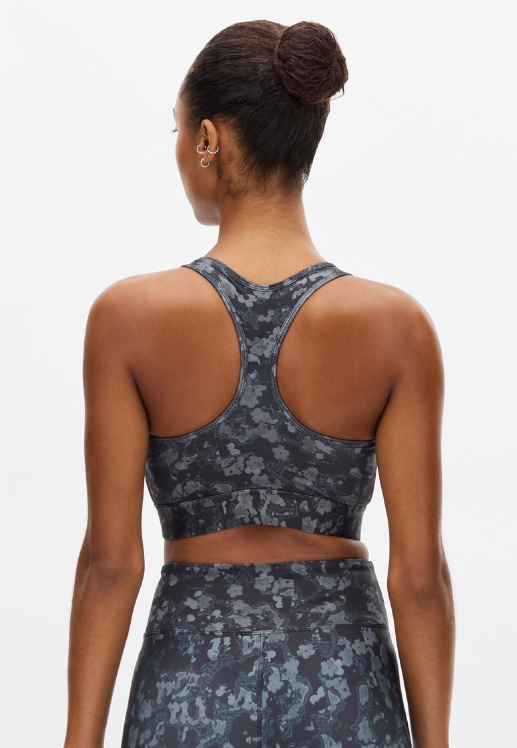 RÖHNISCH Essential Zip Sportsbra Black BHs RÖHNISCH