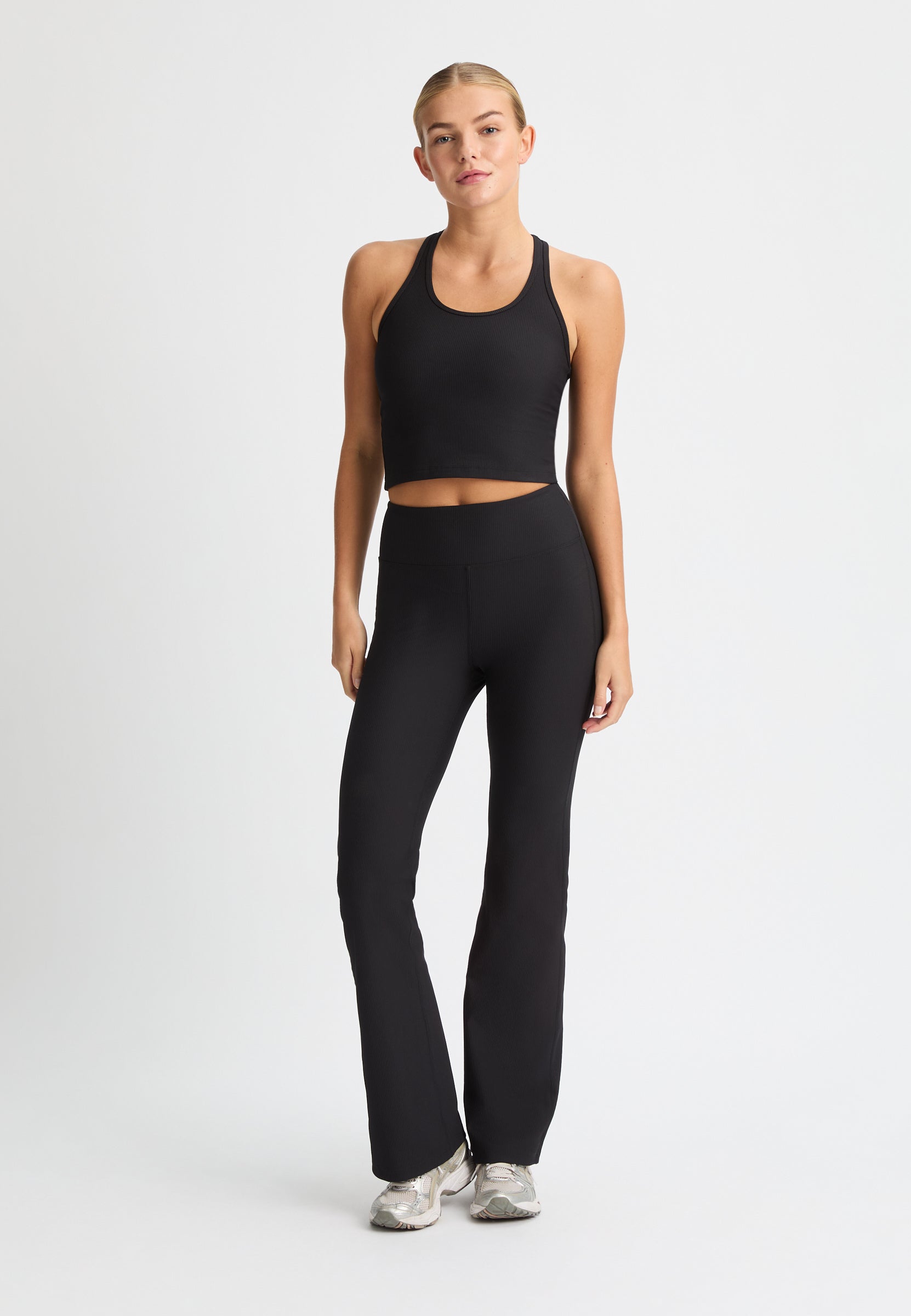 RÖHNISCH Ribbed R Flare HW Tight Black Trainingshosen & Jogginghosen RÖHNISCH