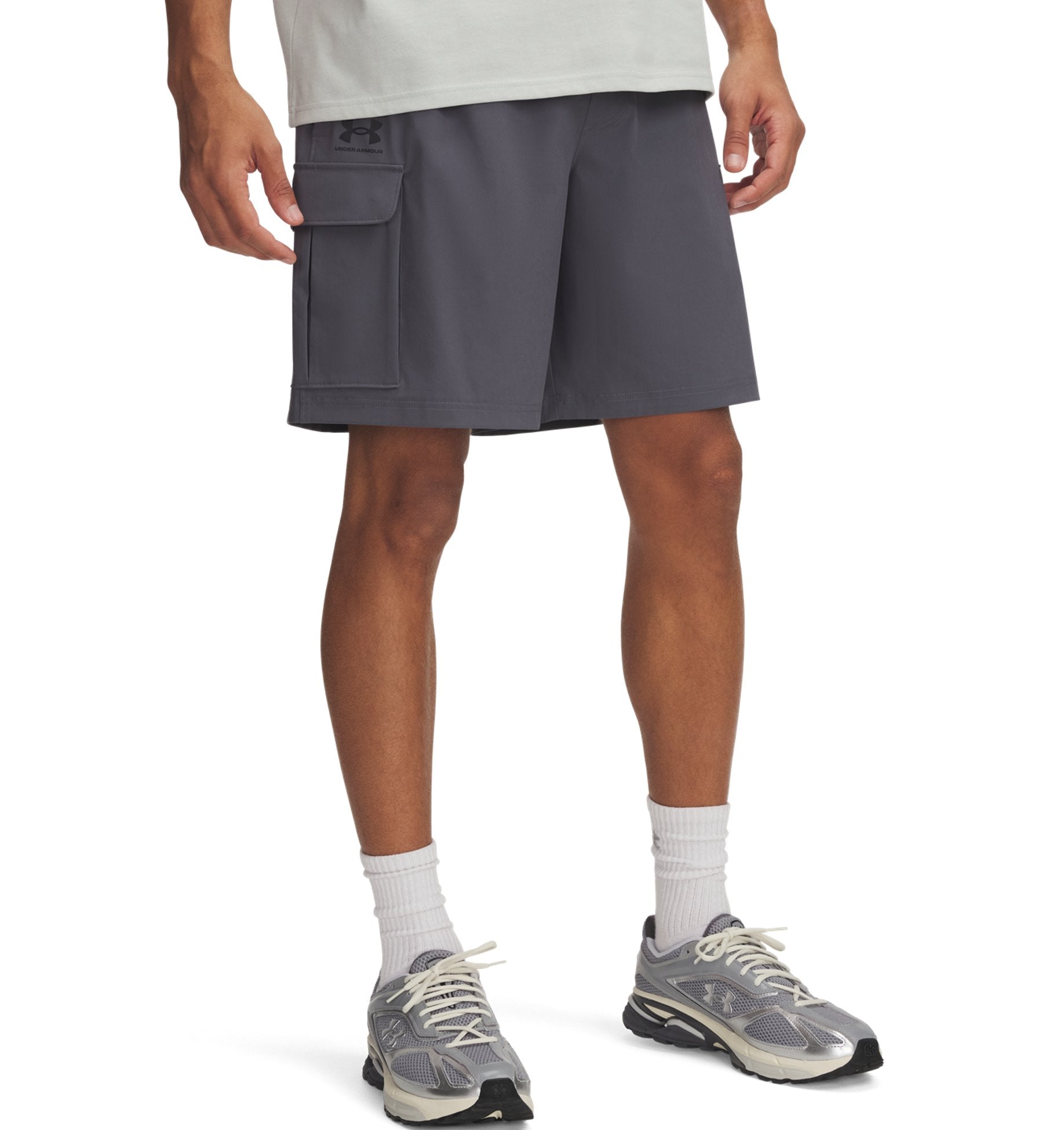 UNDER ARMOUR UA VIBE WOVEN CARGO SHORT Freizeithosen UNDER ARMOUR 025 BLACK S