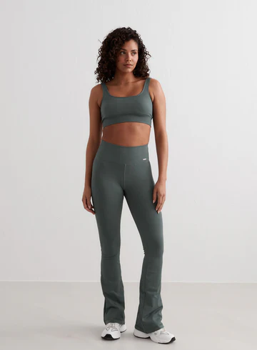 AIM´N Ribbed Seamless Bra sage BHs AIM´N