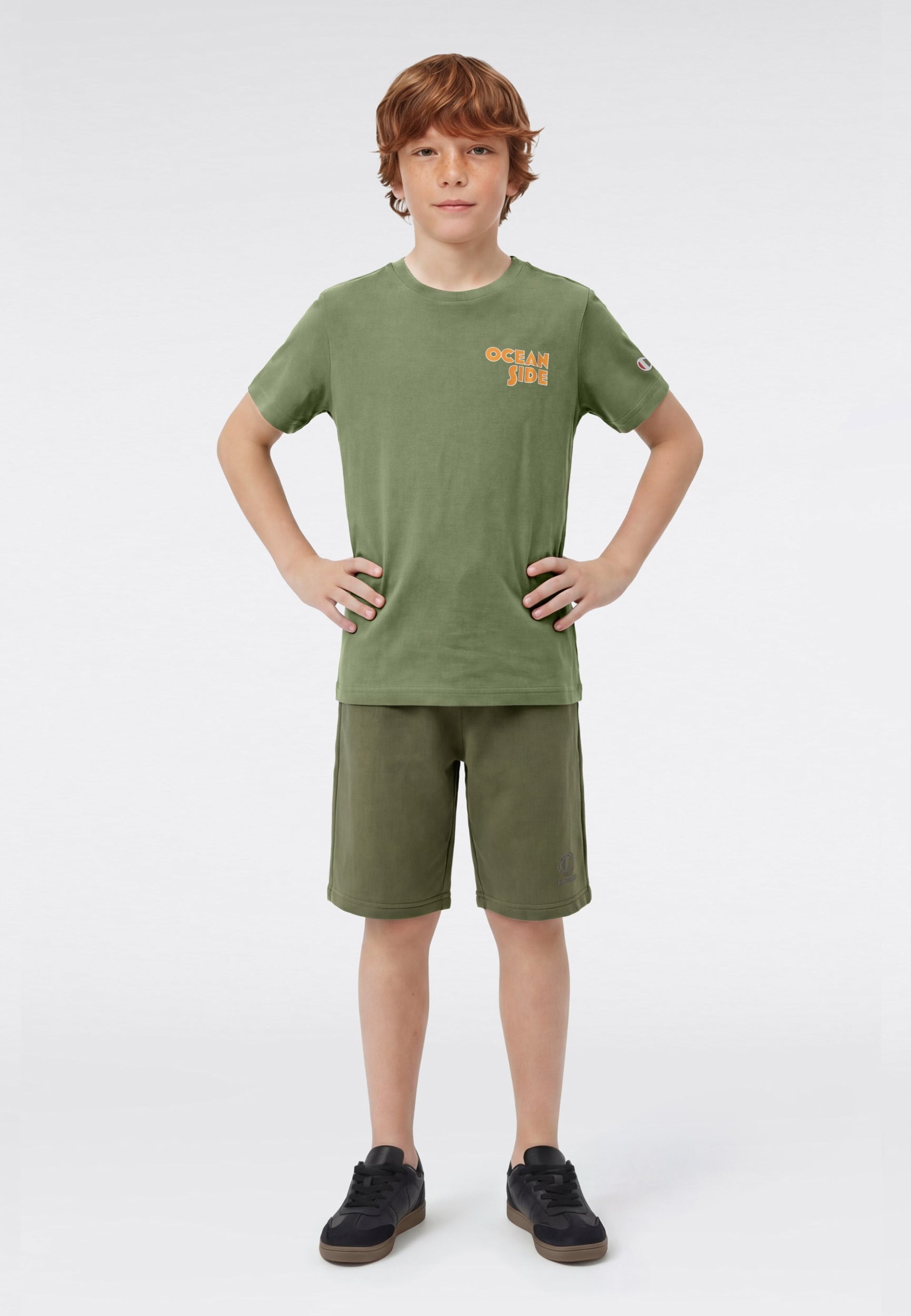 CHAMPION Bermuda CHAMPION