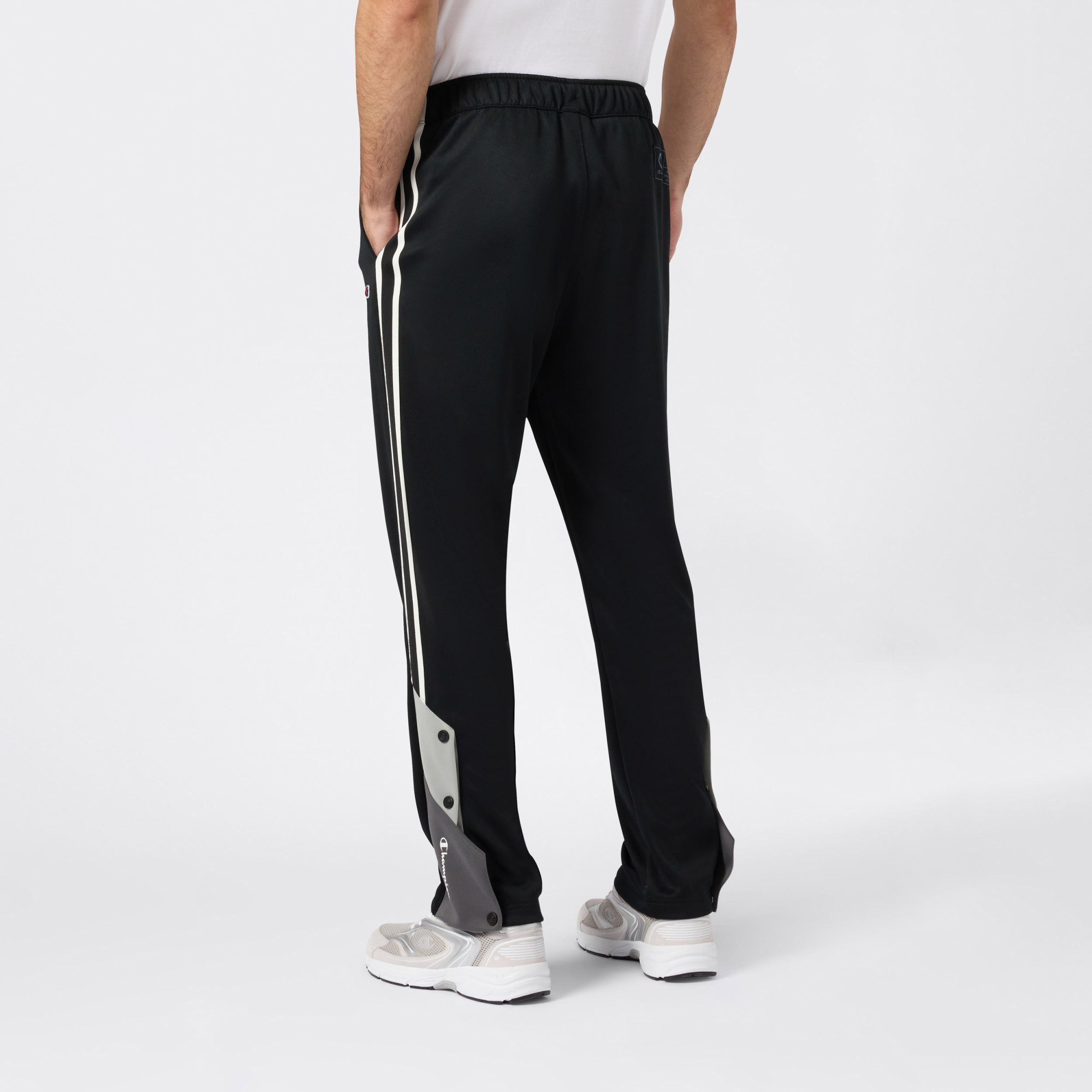 CHAMPION Nylon Pant Freizeithosen CHAMPION NBK/OPF S