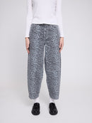 MAZINE Printed Barrel Leg Denim Pants Freizeithosen MAZINE