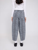 MAZINE Printed Barrel Leg Denim Pants Freizeithosen MAZINE
