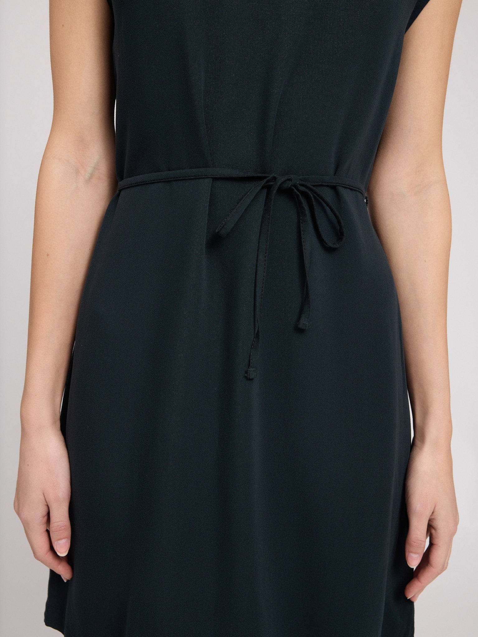 MAZINE Viscose Mini Dress Kleider & Röcke MAZINE