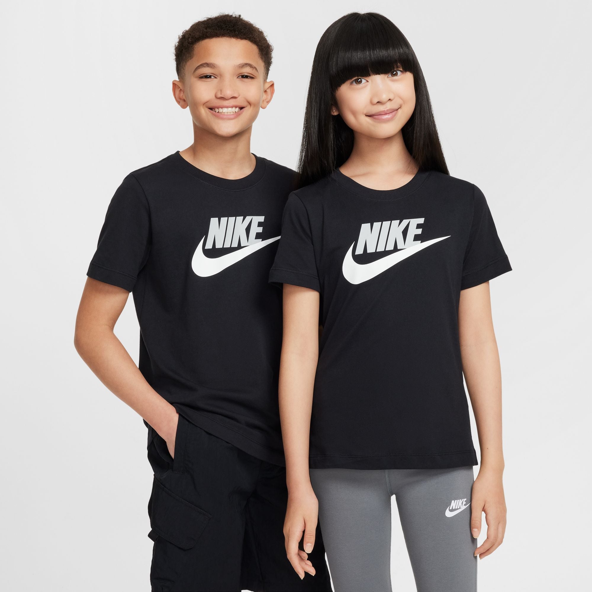NIKE K NSW TEE FUTURA HBR Freizeitpullover NIKE