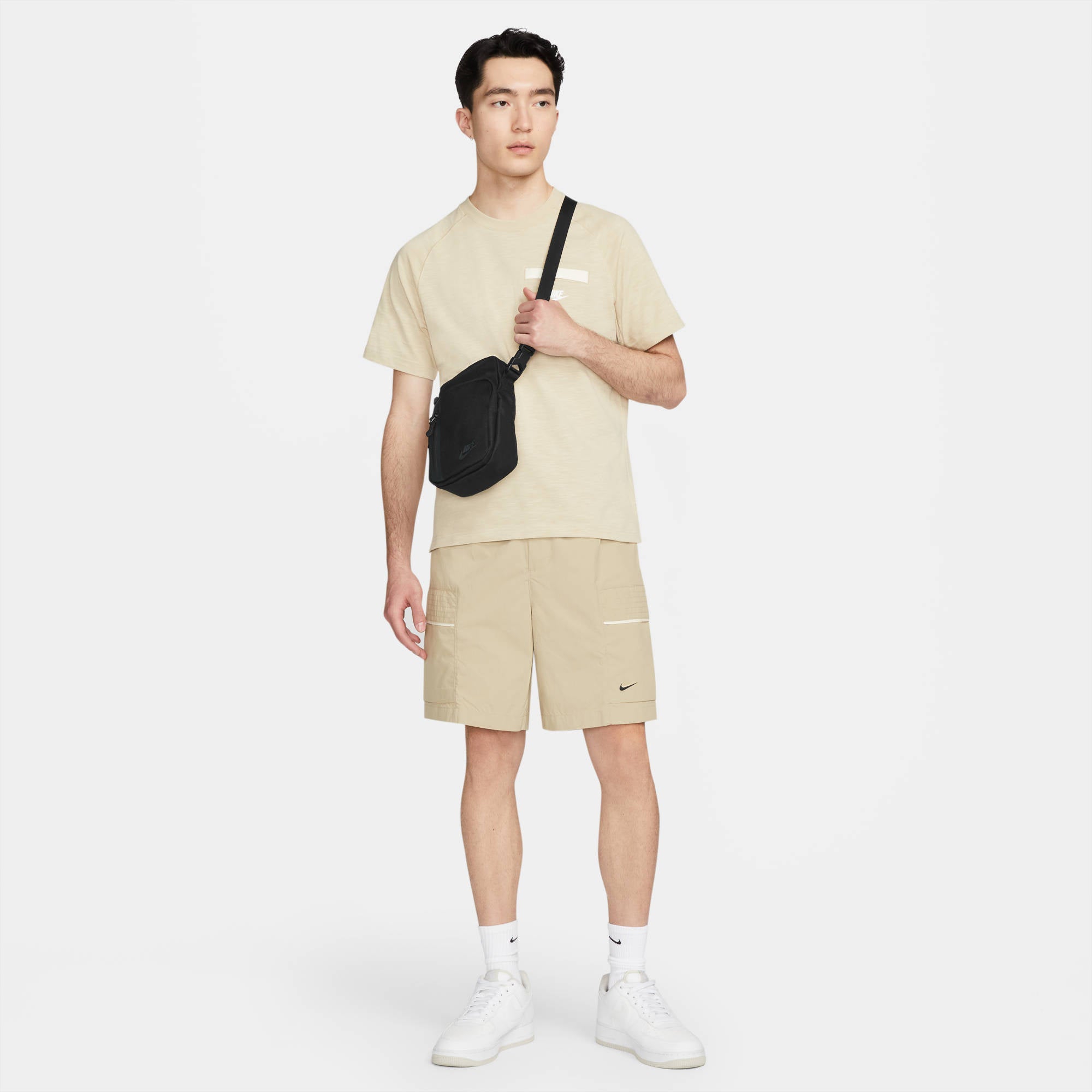 NIKE NK ELMNTL PRM CRSSBDY Rucksäcke NIKE 010 BLACK/BLACK -