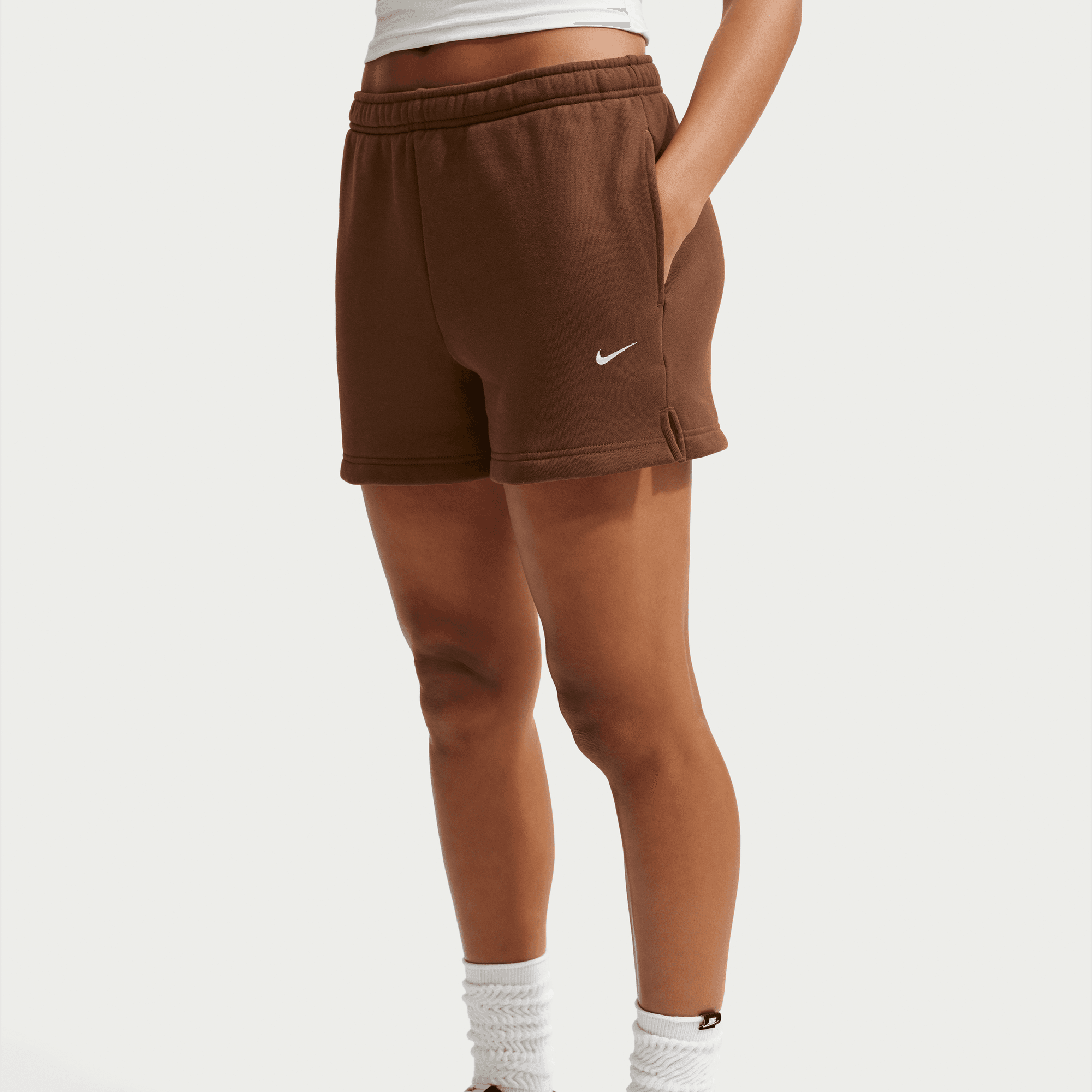 NIKE W NK STDO FLC MW MR STD 4 SHRT Hosen NIKE