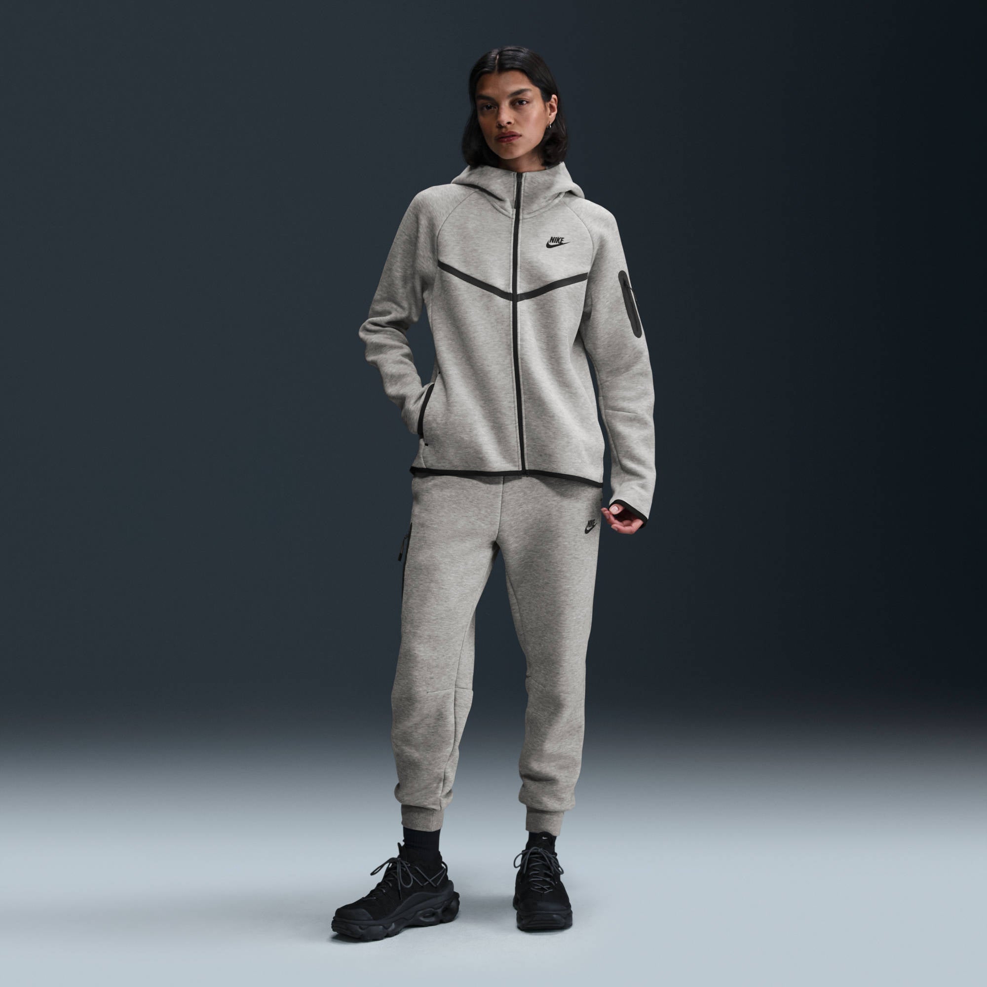 NIKE W NSW TCH FLC WR FZ HDY 2 infinity teel Freizeitpullover NIKE