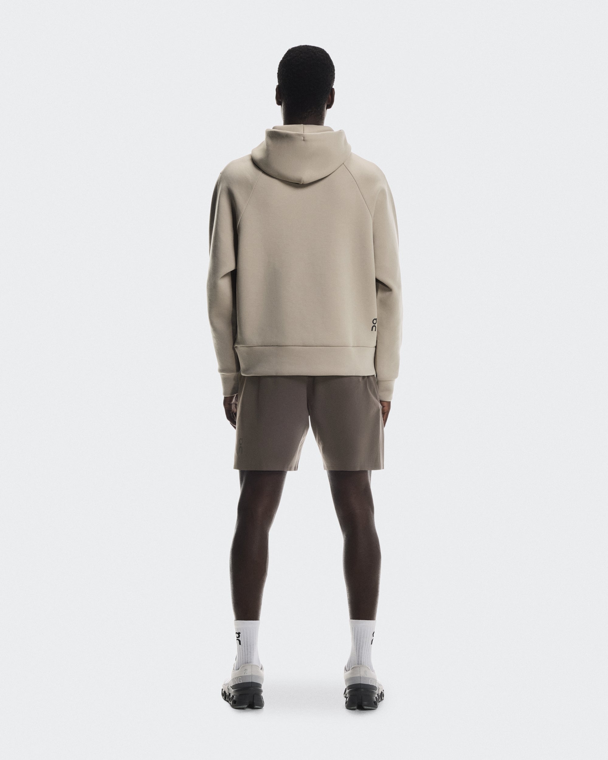ON Focus Tech Hoodie Fußballoberteile ON