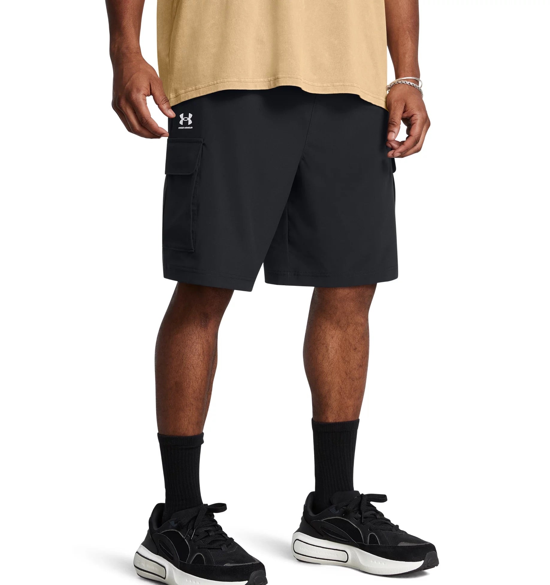 UNDER ARMOUR UA VIBE WOVEN CARGO SHORT Freizeithosen UNDER ARMOUR