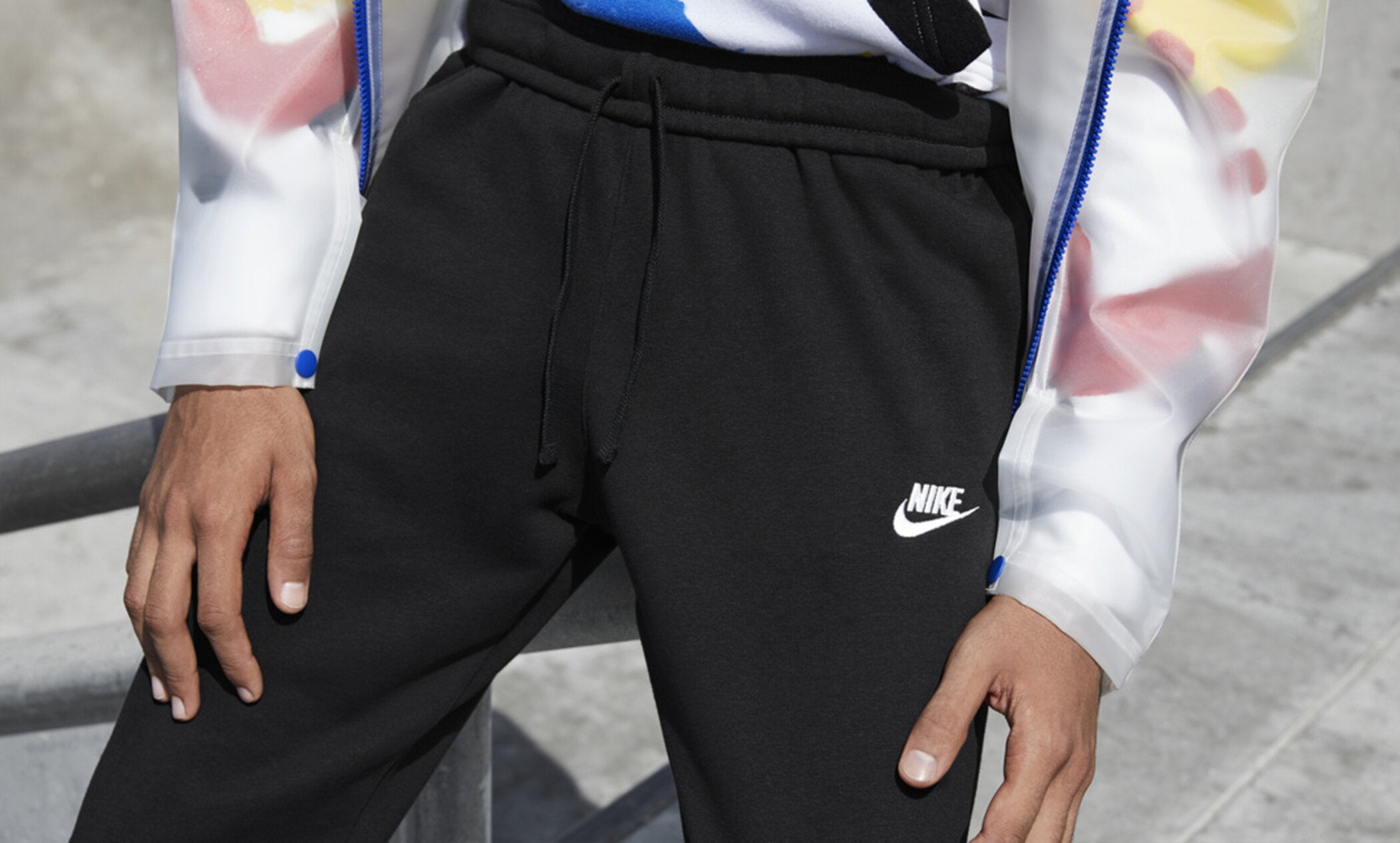 NIKE Herren Sweathose "Club" Trainingshosen & Jogginghosen NIKE